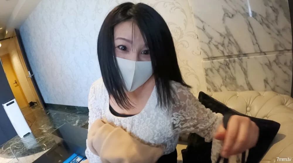 FC2-PPV-1670452 fc2-ppv 1670452 [Limited quantity 2980pt → 1980pt] Super beautiful busty Miss Menes ❤️ Sakura Ichinose ❤️ Hidden shooting again without discipline (glasses type camera + 2 turtles) ❤️ Do you like Miss Menes who really serves?  - Many purchase benefits