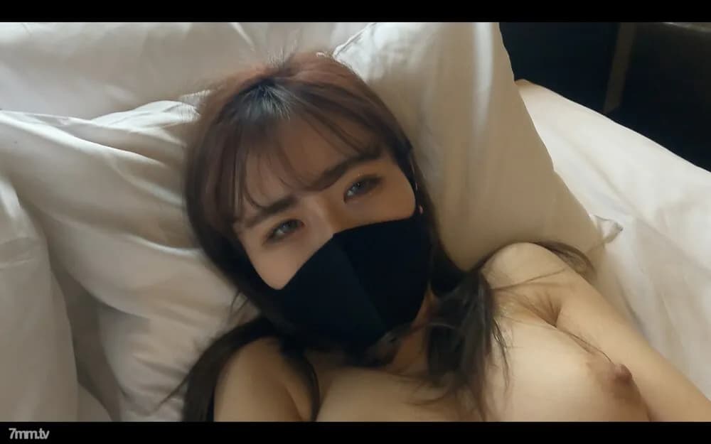 FC2-PPV-1687835 Sold for a limited time  The second G-cup beautiful breast girl Miku-chan! From the climax with electric massage machine & without blowjob, the last happening is 〇〇! ??