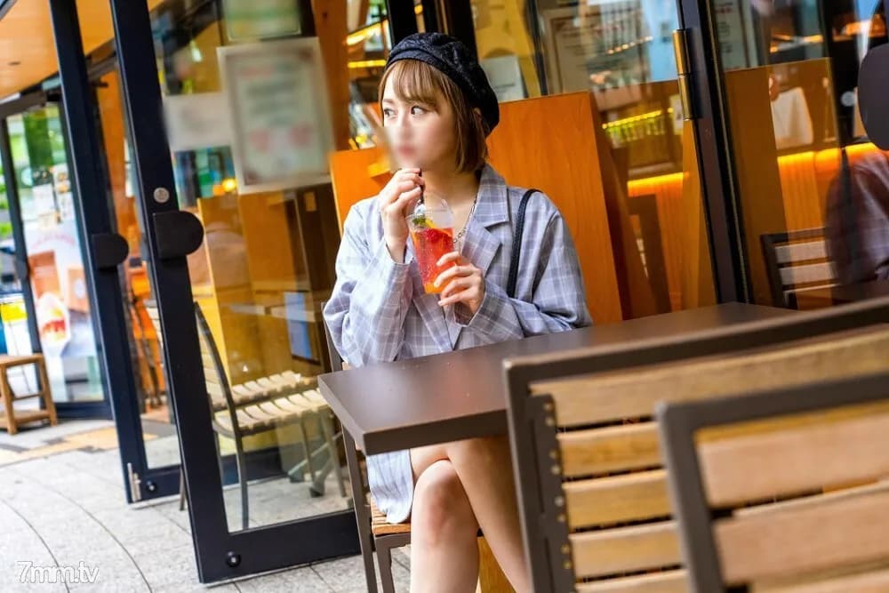 FC2-PPV-2228121 FC2 shot  Appearance! Amateur college girl Limited  Mote Bishoujo Moepyon  21  Dazzling pure. Life-sized 20s. The back is too comfortable and I have convulsions many times! Pink nipple angel ♥