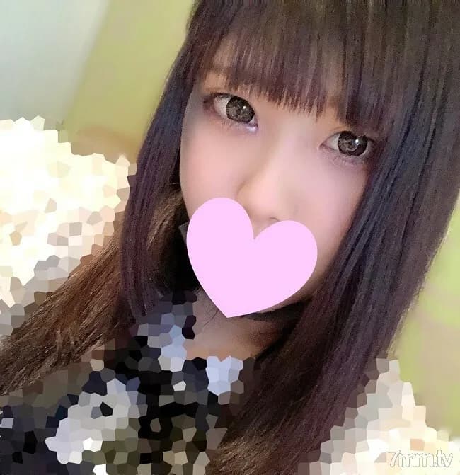 FC2-PPV-2799419 Yuna 18 years old High 〇 Freshly graduated mine girls! Innocent and systemic erogenous zone even during development! Now vaginal cum shot in the plump lower body of a teenager!