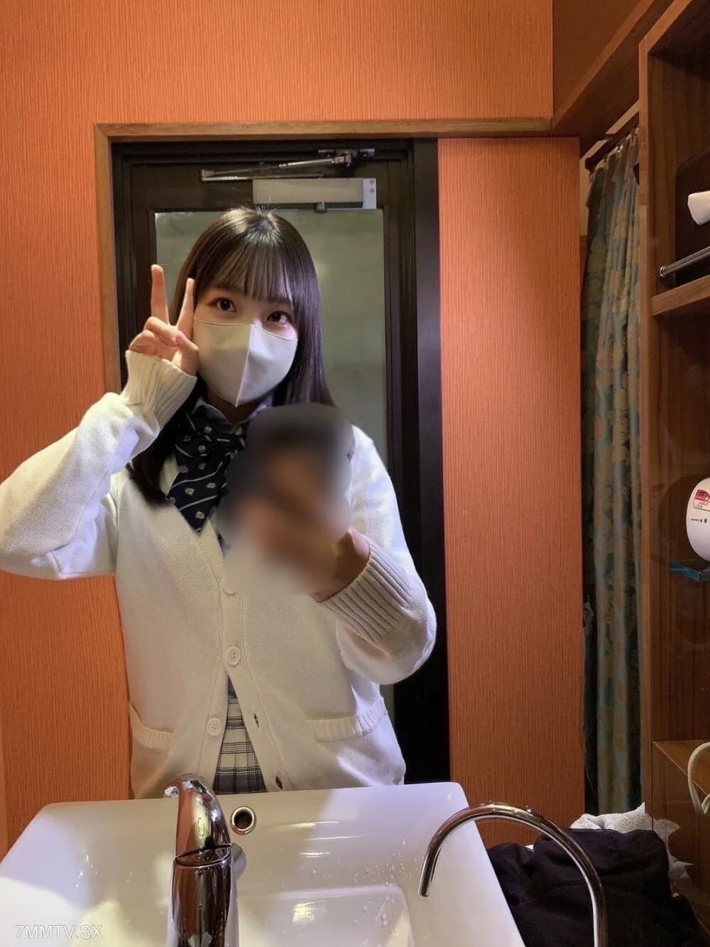 FC2-PPV-3609292 90% OFF! Until the end of the month!  - [Midsummer Summer Sale!  - There is a risk of being frozen, so we recommend purchasing early]**j*o*sqnxj A 1-year-old idol-type explosive beauty, a super-dangerous work with two consecutive shots, and the cuteness of a girl. will compensate you!  - !  - !