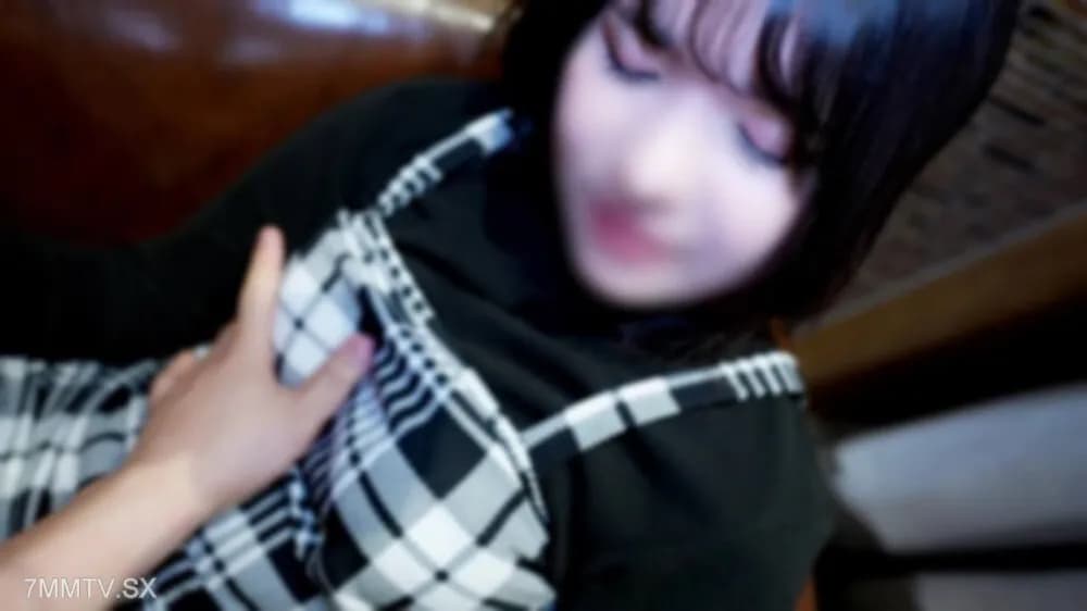 FC2-PPV-4668706 He has a fair complexion and body as a repairman. There is a cute sexual love, a huge oil cake with a very narrow and narrow face.