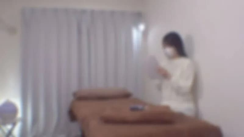 FC2-PPV-4742652 Half price until August 23rd! No/Raw Creampie  This is a repeat customer with a clean, tall figure and beautiful proportions. The massage has such an effect on improving circulation that it makes her lift her hips and wiggle in surprise!