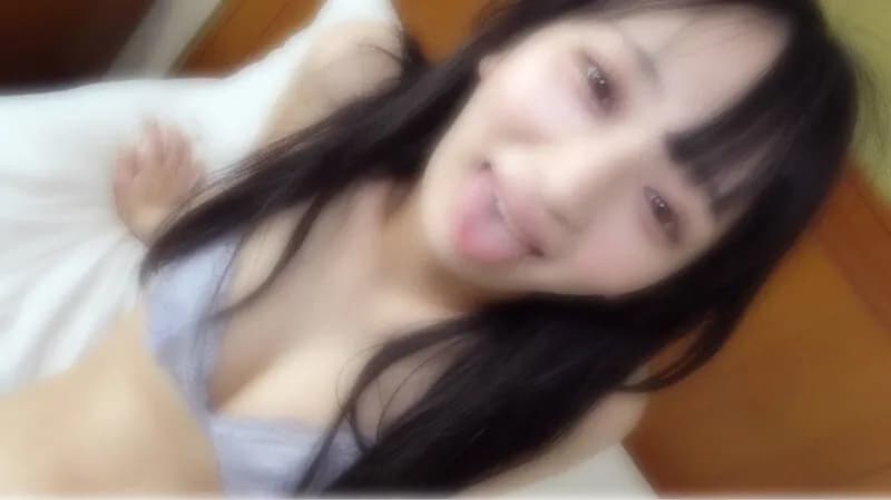 FC2-PPV-4786384 Super cute! Uncensored  Creampie  A fun and cute girl with a hairy pubic hair and an idol-like face. But I also like to satisfy my sexual desires with these beauties, so I creampied her and gave her a cleaning blowjob. *Bonus included