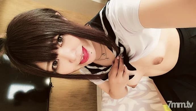 FC2-PPV-965769 Bombshell with cute eyes  Kikuchi ● Beautiful ♥ Continuous vaginal cum shot! Super difficult handling first experience beauty appeared! First Ojisan Raw Chinpo & Technique Completely Fallen Dishuki Hold Pregnancy Level Massive Creampie