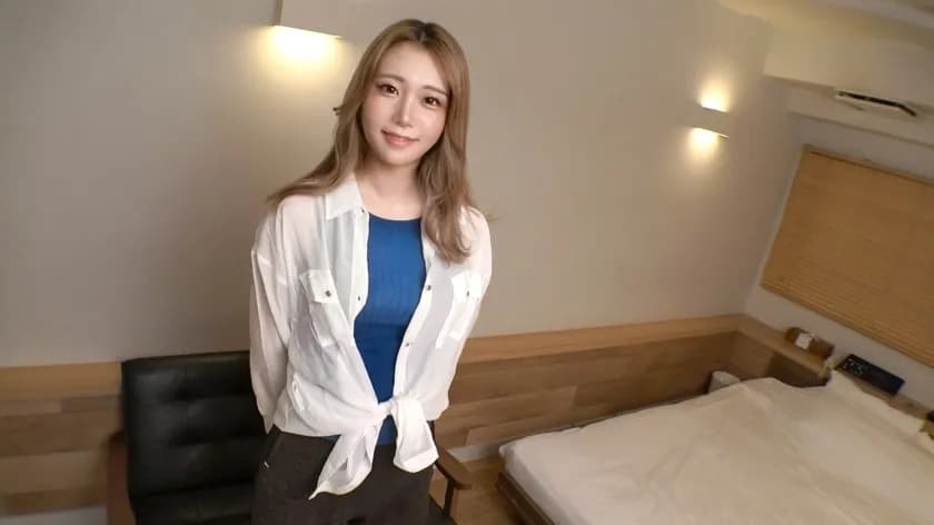 SIRO-5219 Bristly gal  A cool gal with a height of 172cm appears! A role model gal who is so easy-going that she listens to everything you say! It feels so good that she squirts a lot from her hairy pussy! First shoot  AV application online → AV experie